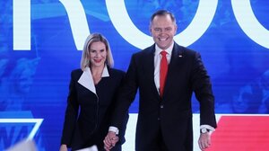 Προεδρικές εκλογές στην Πολωνία: Νικητής ο συντηρητικός εθνικιστής Ναβρότσκι