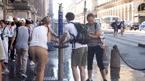 Η Ευρώπη "ψήνεται" στη ζέστη, με νεκρούς σε Καταλονία και Ιταλία