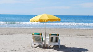 Σκιάθος: Νεκρός σε ξαπλώστρα παραλίας εντοπίστηκε ένας 73χρονος τουρίστας 