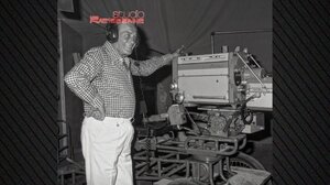 Λάμπρος Κωνσταντάρας: Οι αδημοσίευτες φωτογραφίες από τα γυρίσματα της σειράς «Εκείνες κι εγώ» 40 χρόνια μετά τον θάνατό του