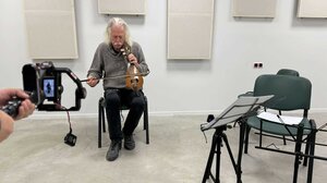 Podcast: Η μουσική - Γέφυρα Πολιτισμών – Το Παράδειγμα του Ross Daly