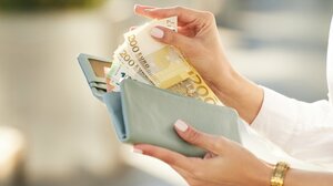 Επιχειρήσεις: Έρχονται νέα μέτρα φορολογικών ελαφρύνσεων