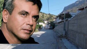 Φωτογραφία – ντοκουμέντο: Ο Μανώλης Λιδάκης, πιτσιρικάς, σε γλέντι στο χωριό του