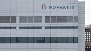 Υπόθεση Novartis: Την ενοχή "Σαράφη" και Κελέση" ζήτησε η Εισαγγελέας