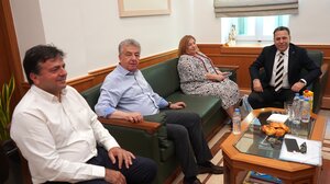 Την ενίσχυση του ΕΚΑΒ στην Κρήτη, ζήτησε από τον Περιφερειάρχη ο πρόεδρος του κέντρου Γ. Χαραλάμπους