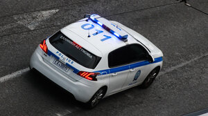 Σοκ στον Αλμυρό: 16χρονοι έριξαν 18χρονο από παράθυρο μετά από “παγίδα” μέσω social media