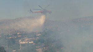 Ξεκινά η καταμέτρηση της ζημιάς από τη φωτιά στην Παλαιά Φώκαια