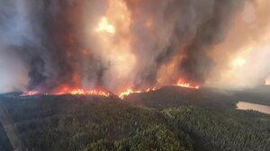 Μαίνονται οι πυρκαγιές στον Καναδά -Ο καπνός εξαπλώνεται στις μεσοδυτικές πολιτείες των ΗΠΑ