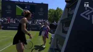 Άγριος καυγάς μεταξύ Σάκκαρη και Πουτίντσεβα μετά το τέλος του αγώνα - ΒΙΝΤΕΟ