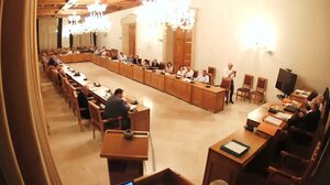 Η μαραθώνια συνεδρίαση του Δημοτικού Συμβουλίου και τα ... 45 λεπτά που ζήτησε ο Αλέξης Καλοκαιρινός