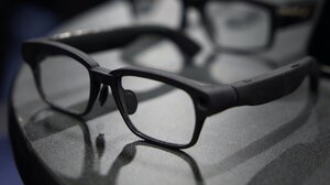 INMO: Τα έξυπνα γυαλιά που μεταφράζουν ξένες γλώσσες σε πραγματικό χρόνο