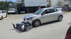 Θανατηφόρο τροχαίο στις Μοίρες: Νεκρός ο οδηγός μηχανής που συγκρούστηκε με ΙΧ