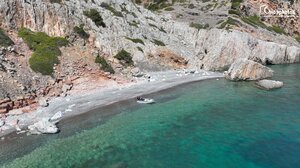 Παραλία Τριχιά - Μία από τις άγνωστες παραλίες της Χίου με άγρια φυσική ομορφιά