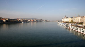 Η χαμηλή στάθμη του Δούναβη δημιουργεί προβλήματα στη ναυσιπλοΐα