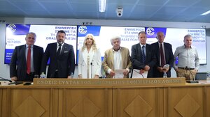 Κόμμα «εθνικών προσωπικοτήτων» ζητά η ομάδα των «91»!