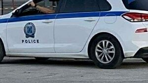 Τρελή πορεία στη Σίνδο: 27χρονος κουβαλούσε κοκαΐνη και έπεσε σε πεζοδρόμιο!