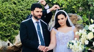 Γάμος αλά …δικηγορικά: όταν ο Λευτέρης παντρεύτηκε την αγαπημένη του Μαρία