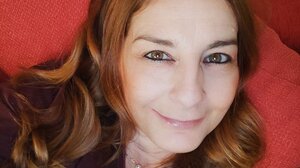 Πέθανε ξαφνικά η ηθοποιός Γαρυφαλλιά Παναγιωτοπούλου