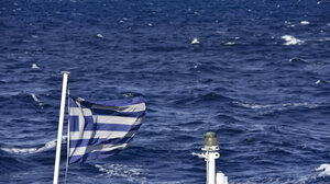 Ζέστη, μελτέμι και σταθερές θερμοκρασίες έως το τέλος Ιουλίου