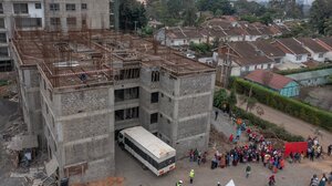 Κένυα: Ο πρόεδρος Ρούτο ζητά από την αστυνομία να πυροβολεί «στα πόδια» τους διαδηλωτές που βιαιοπραγούν