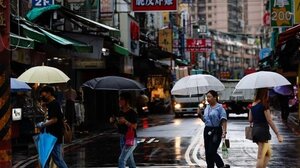 Τροπική καταιγίδα στη Σανγκάη: Εκατοντάδες χιλιάδες άνθρωποι απομακρύνθηκαν από τα σπίτια τους