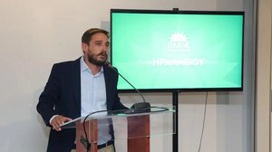 Άγρια κόντρα ΝΔ - ΠΑΣΟΚ για τον ΟΠΕΚΕΠΕ με φόντο την παραίτηση Αντωνόπουλου