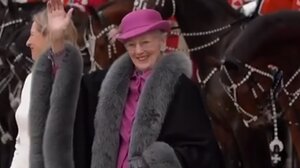 Χάος στη βασιλική οικογένεια της Δανίας: Η βασίλισσα Μαργαρίτα αναλαμβάνει ξανά το Στέμμα