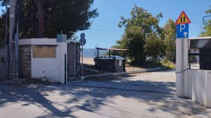 Σε λειτουργία ο δεύτερος προσωρινός υπαίθριος χώρος ελεύθερης στάθμευσης οχημάτων στο Μαρκόπουλο 