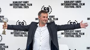 Στο ντοκιμαντέρ «Better Go Mad in the Wild» το κορυφαίο βραβείο του Φεστιβάλ του Κάρλοβι Βάρι