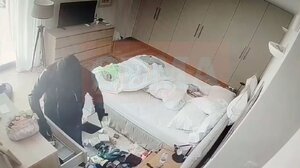 Νέα Ερυθραία: Διάρρηξη σε σπίτι με λεία €200.000 - Στην Αστυπάλαια συνελήφθησαν οι δράστες