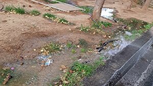 Μεγάλη ποσότητα νερού χάνεται στον δρόμο...