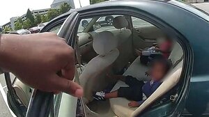 Παιδιά βρέθηκαν κλειδωμένα σε αυτοκίνητο μέσα στη ζέστη - Συνελήφθη ο πατέρας