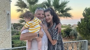 Ο Γιώργος Πατούλης απολαμβάνει οικογενειακές διακοπές στο Ρέθυμνο με τον γιο του