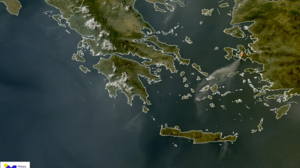 Δορυφορική εικόνα με τους καπνούς από την πυρκαγιά στην Ιεράπετρα και σε άλλες περιοχές της χώρας