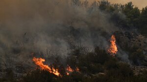 Δύο φωτιές σχεδόν ταυτόχρονα στην Κρήτη