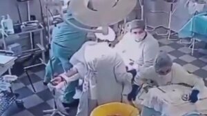 Σεισμός 8,8 Ρίχτερ στη Ρωσία: Γιατροί συνεχίζουν εγχείρηση την ώρα που «χτυπά» ο Εγκέλαδος