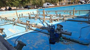 Έχουν εγκαταλείψει εδώ και πέντε χρόνια το σιντριβάνι στην παραλιακή