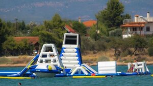 Τραυματισμός 13χρονου σε θαλάσσια παιδική χαρά στη Θάσο