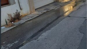 Ηράκλειο: Διαρροή νερού εδώ και… 12 μήνες!