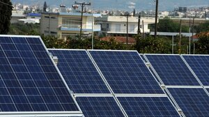 Ο ήλιος το κυριότερο μέσο παραγωγής ρεύματος τον Ιούνιο – Ασημένιο μετάλλιο για την Ελλάδα