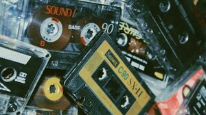 Από την κασέτα στο Spotify: «Η γενιά που δεν πάτησε ποτέ Play»