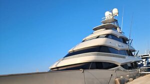 Το υπερπολυτελές και πριγκιπικό γιοτ που τράβηξε τα βλέμματα στο λιμάνι του Ηρακλείου