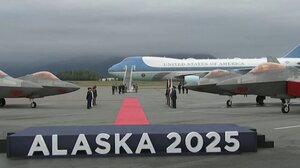 Ντόναλντ Τραμπ: «Θέλω σήμερα κατάπαυση του πυρός στην Ουκρανία – Αν δεν πάει καλά η συνάντηση θα φύγω»