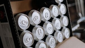 Ανήλικοι άρπαξαν από ψιλικατζίδικο αναψυκτικά και ποτά αξίας 150 ευρώ!