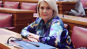 Η Σοφία Βούλτεψη, οι εθελοντές πυροσβέστες, το κλιματιστικό και ο καφές!