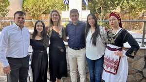 Λευτέρης Αυγενάκης: Τιμή και μνήμη για τους ήρωες του Σάρχου και των Σκουρβούλων