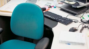 Φρένο στις διώξεις για χρέη σε εφορία και δημόσιο - Ποιοι γλιτώνουν τα δικαστήρια