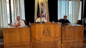 Καθαριότητα και καύση απορριμμάτων έβαλαν "φωτιά" στο Δημοτικό Συμβούλιο!