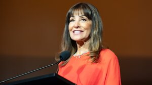 Η μητέρα του Μιχάλη Μπούση παρουσιάζει το νέο της βιβλίο!