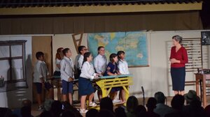 Η Θεατρική Ομάδα Γαρίπας ξεσηκώνει το κοινό και φέτος με το νέο έργο του Μάνου Ταμιωλάκη με τίτλο «Για την Ανάσταση ούτε Λέξη»